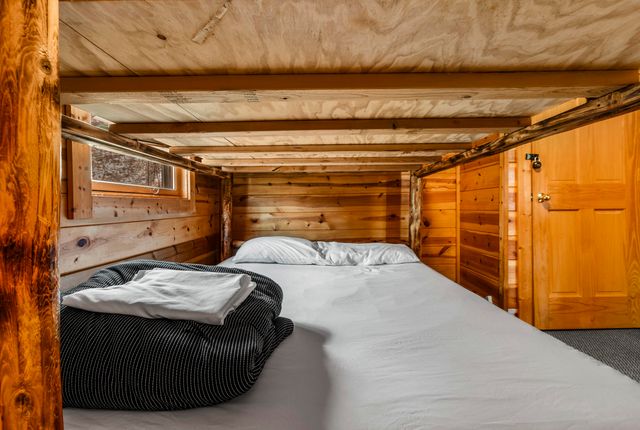 2 Diamond Drive, Stanton, KY 40380