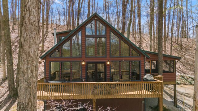 2 Diamond Drive, Stanton, KY 40380