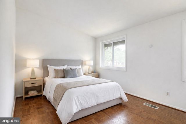 8966 FOOTED RDG, Columbia, MD 21045