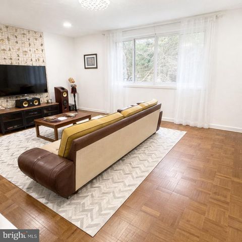 8966 FOOTED RDG, Columbia, MD 21045