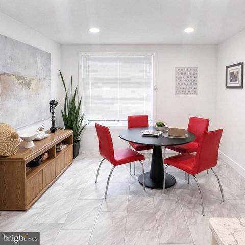 8966 FOOTED RDG, Columbia, MD 21045