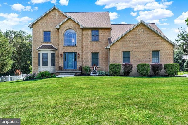 490 S PARK ST, Dallastown, PA 17313