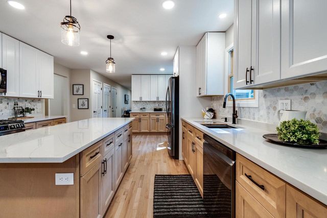 2905 Post Road, Madison, WI 53713