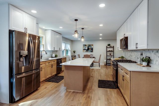 2905 Post Road, Madison, WI 53713