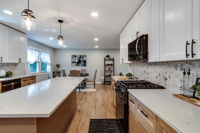 2905 Post Road, Madison, WI 53713