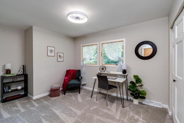 2905 Post Road, Madison, WI 53713