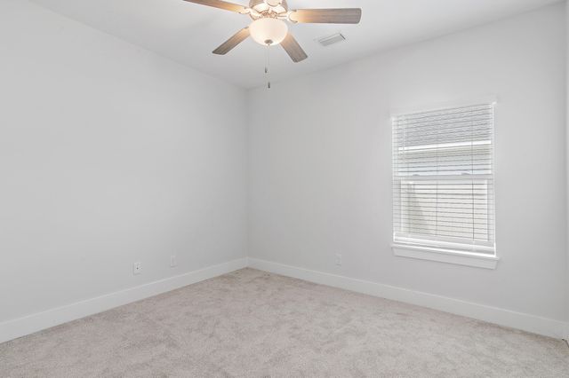 8 Alexander Way, Freeport, FL 32439