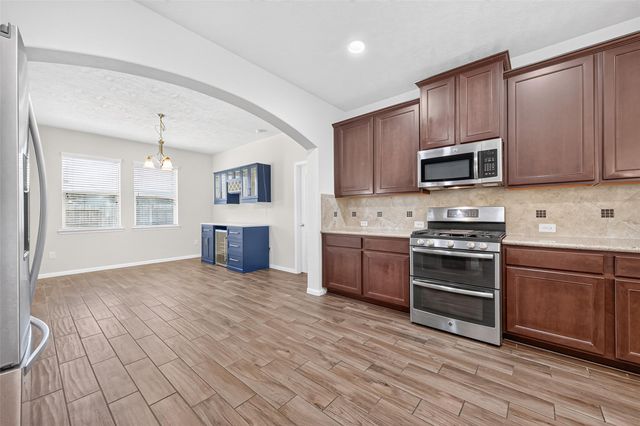 10007 Open Slope Court, Humble, TX 77396