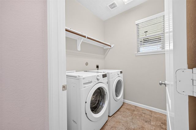 10007 Open Slope Court, Humble, TX 77396