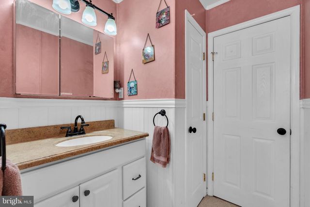 211 MOHAWK TRL, Browns Mills, NJ 08015