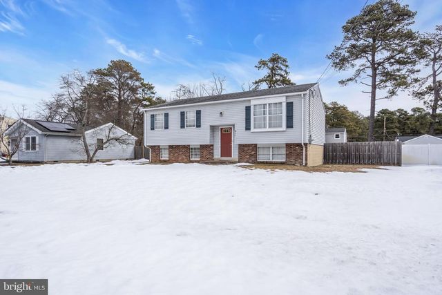 211 MOHAWK TRL, Browns Mills, NJ 08015