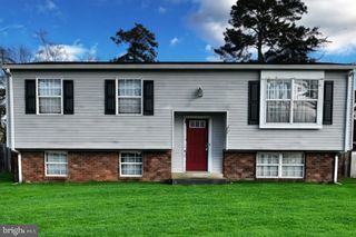 211 MOHAWK TRL, Browns Mills, NJ 08015