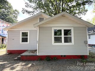 207 Bradford Drive, Charlotte, NC 28208