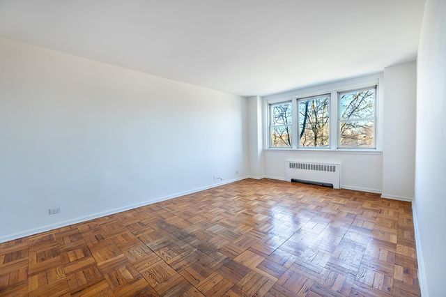 80 Knolls Cres Apt 6M, New York City, NY 10463