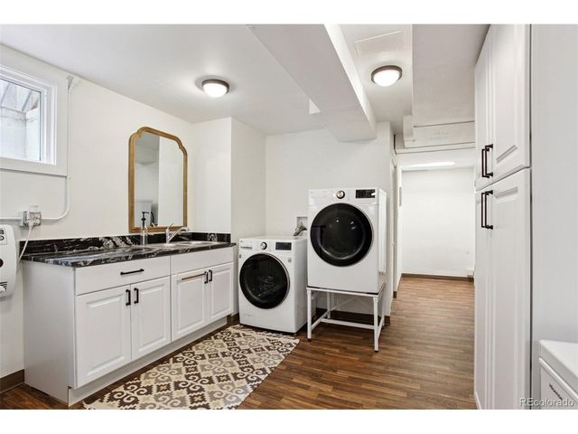 1521 Monaco Pkwy, Denver, CO 80220