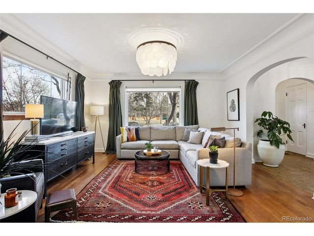 1521 Monaco Pkwy, Denver, CO 80220