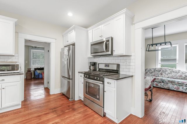 2 Mary Street, Shelton, CT 06484