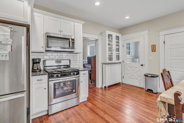 2 Mary Street, Shelton, CT 06484