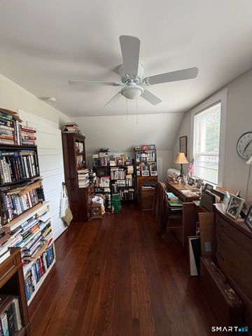 2 Mary Street, Shelton, CT 06484
