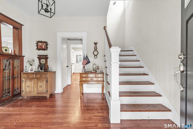 2 Mary Street, Shelton, CT 06484
