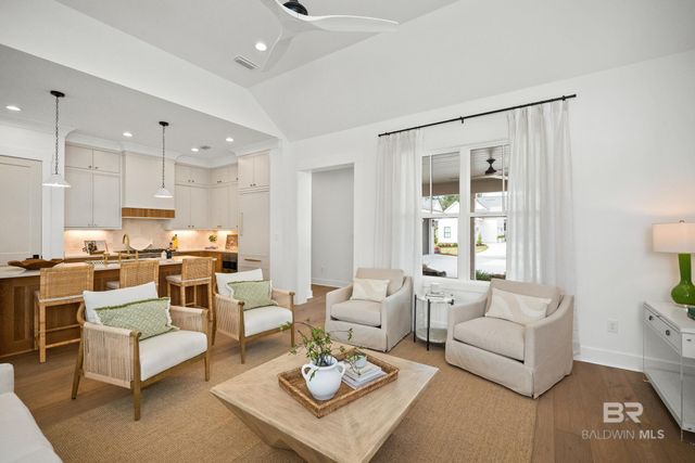 152 Hyacinth Street, Fairhope, AL 36532