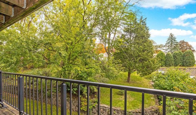 12000 W Bluemound ROAD #206, Wauwatosa, WI 53226