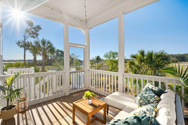 935 Governors Cay Circle, Charleston, SC 29492