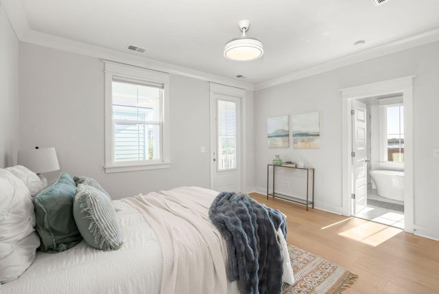 935 Governors Cay Circle, Charleston, SC 29492