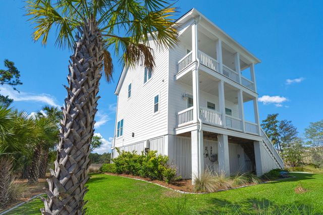 935 Governors Cay Circle, Charleston, SC 29492