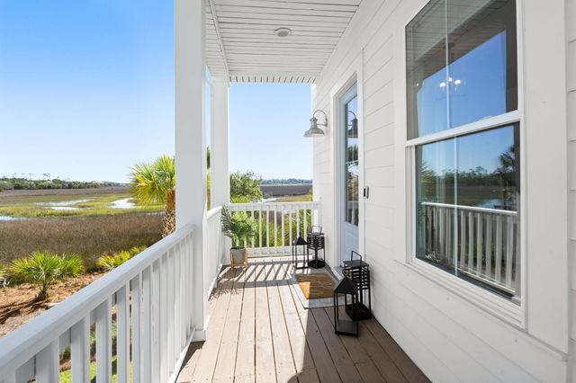 935 Governors Cay Circle, Charleston, SC 29492