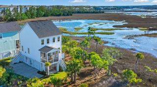 935 Governors Cay Circle, Charleston, SC 29492