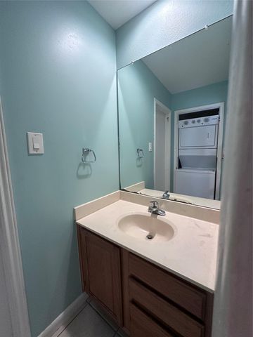 2409 Leon ST 205, Austin, TX 78705