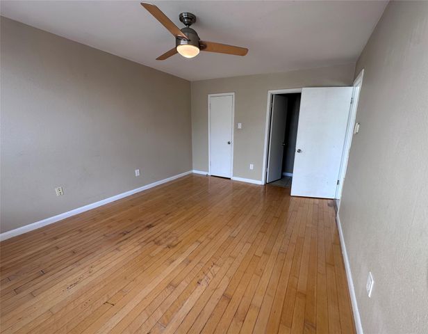 2409 Leon ST 205, Austin, TX 78705