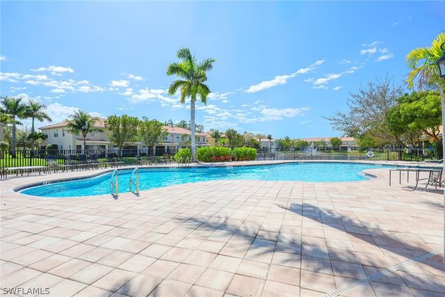 10804 Alvara Point DR, Bonita Springs, FL 34135