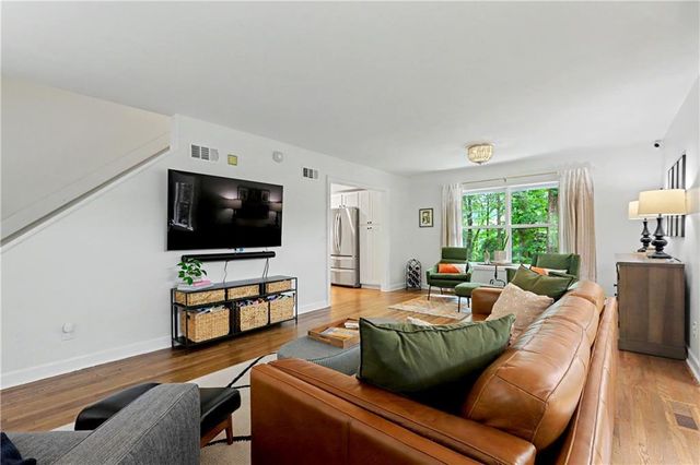 2790 Ridgemore Road NW, Atlanta, GA 30318