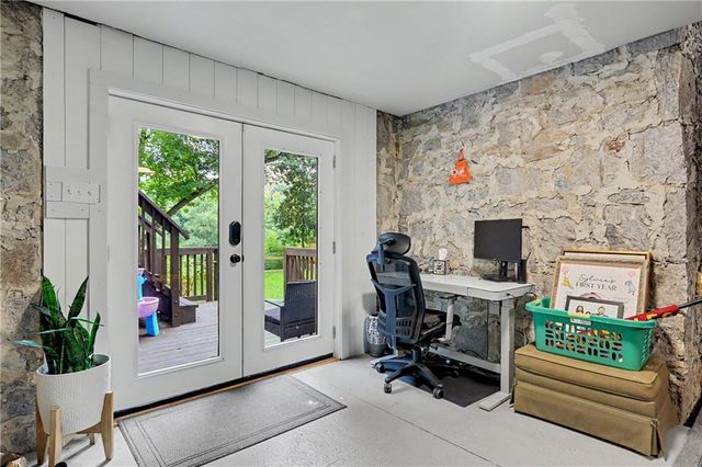 2790 Ridgemore Road NW, Atlanta, GA 30318