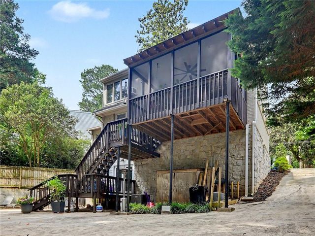 2790 Ridgemore Road NW, Atlanta, GA 30318