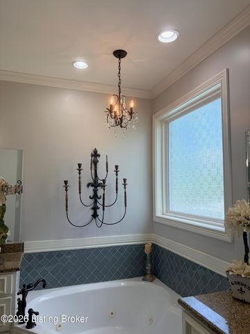1004 Artisan Pkwy, La Grange, KY 40031