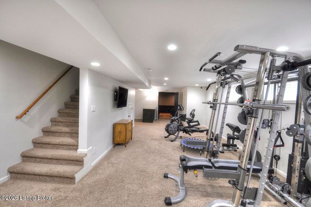 1004 Artisan Pkwy, La Grange, KY 40031