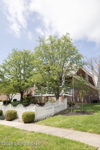 1004 Artisan Pkwy, La Grange, KY 40031