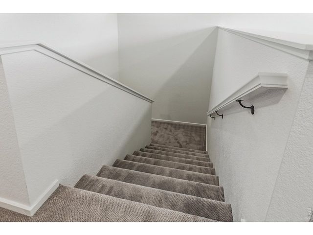 624 Whisperwind Ln, Fort Collins, CO 80524