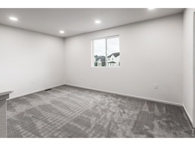 624 Whisperwind Ln, Fort Collins, CO 80524