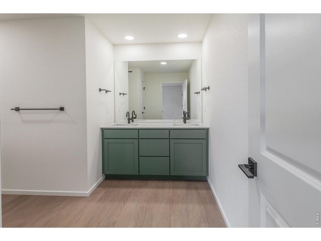 624 Whisperwind Ln, Fort Collins, CO 80524