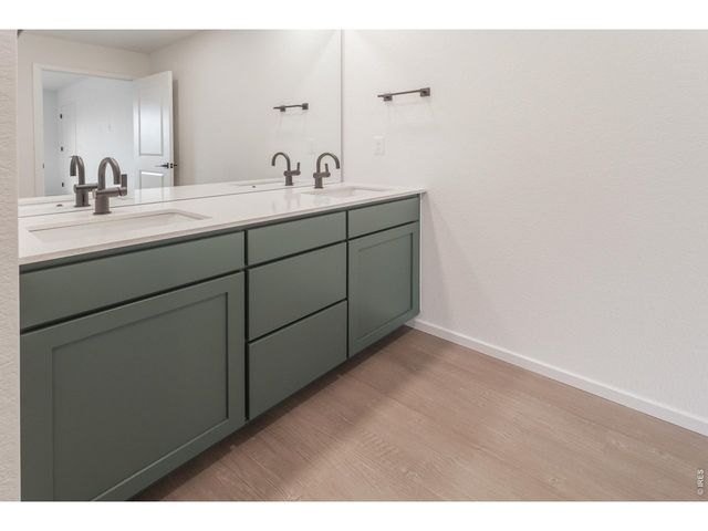 624 Whisperwind Ln, Fort Collins, CO 80524