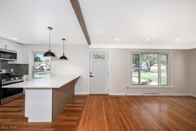 11609 Lawndale Drive, Parma Heights, OH 44130