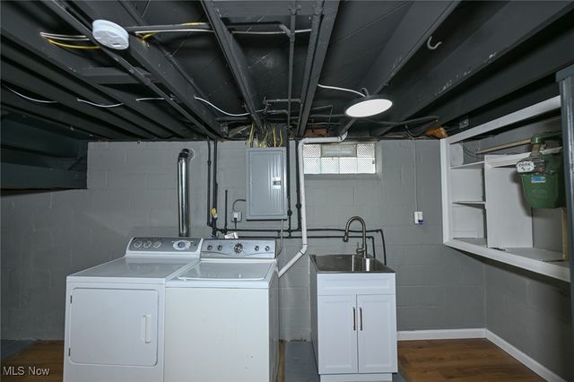 11609 Lawndale Drive, Parma Heights, OH 44130