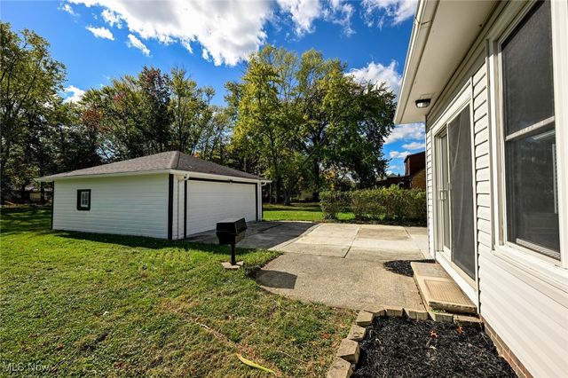 11609 Lawndale Drive, Parma Heights, OH 44130