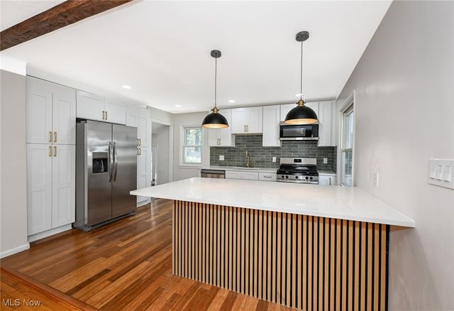 11609 Lawndale Drive, Parma Heights, OH 44130