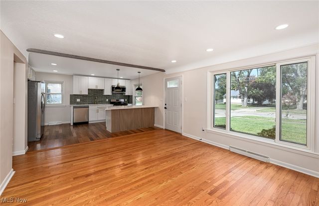 11609 Lawndale Drive, Parma Heights, OH 44130