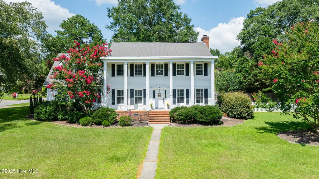 200 Maplewood Drive, Goldsboro, NC 27534